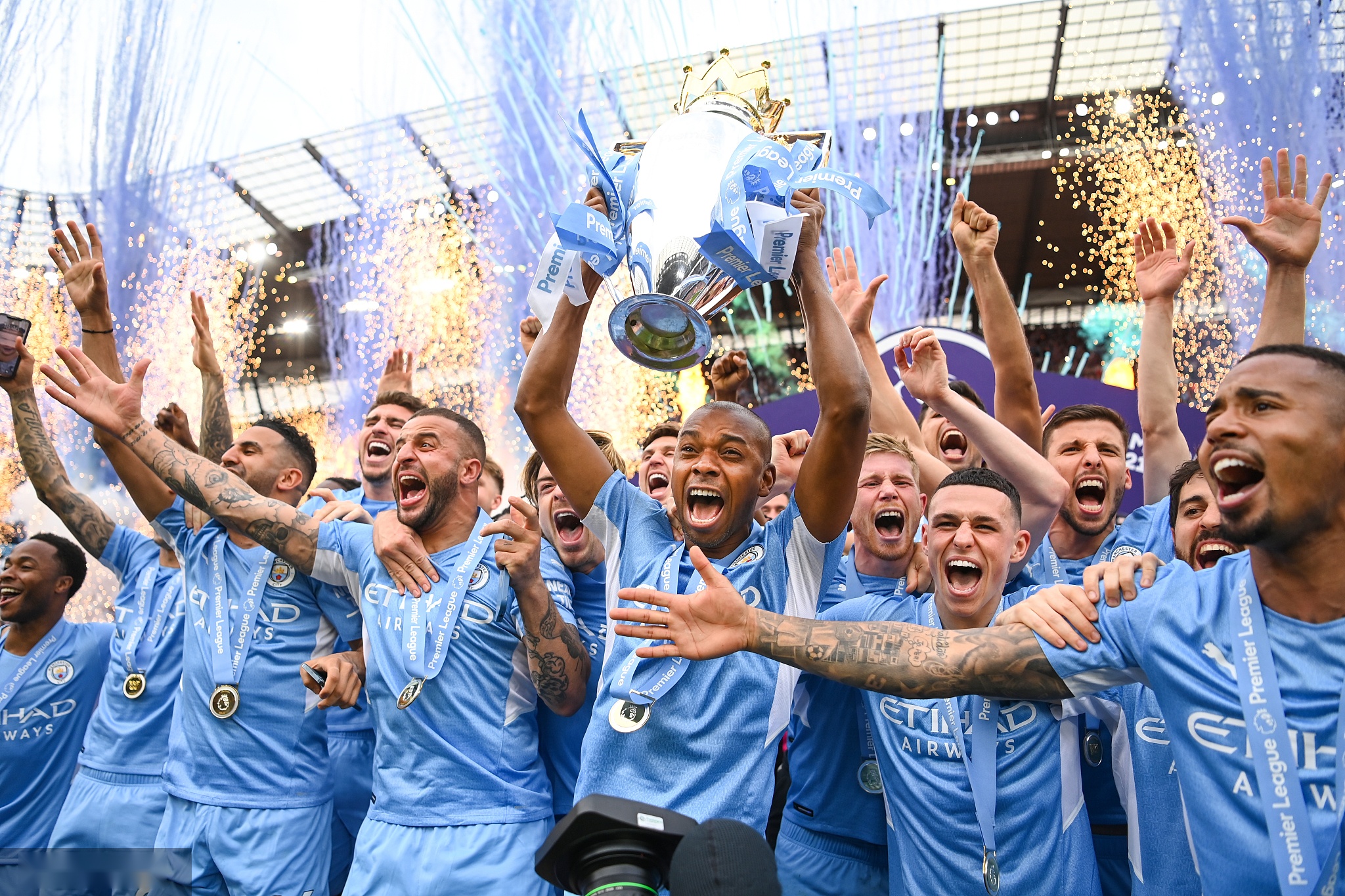 多变的国际 多变的国际